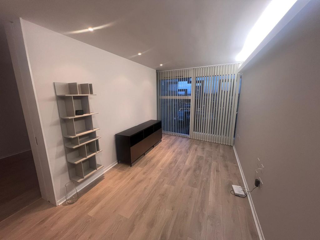 Property photo 1 of 5 Image