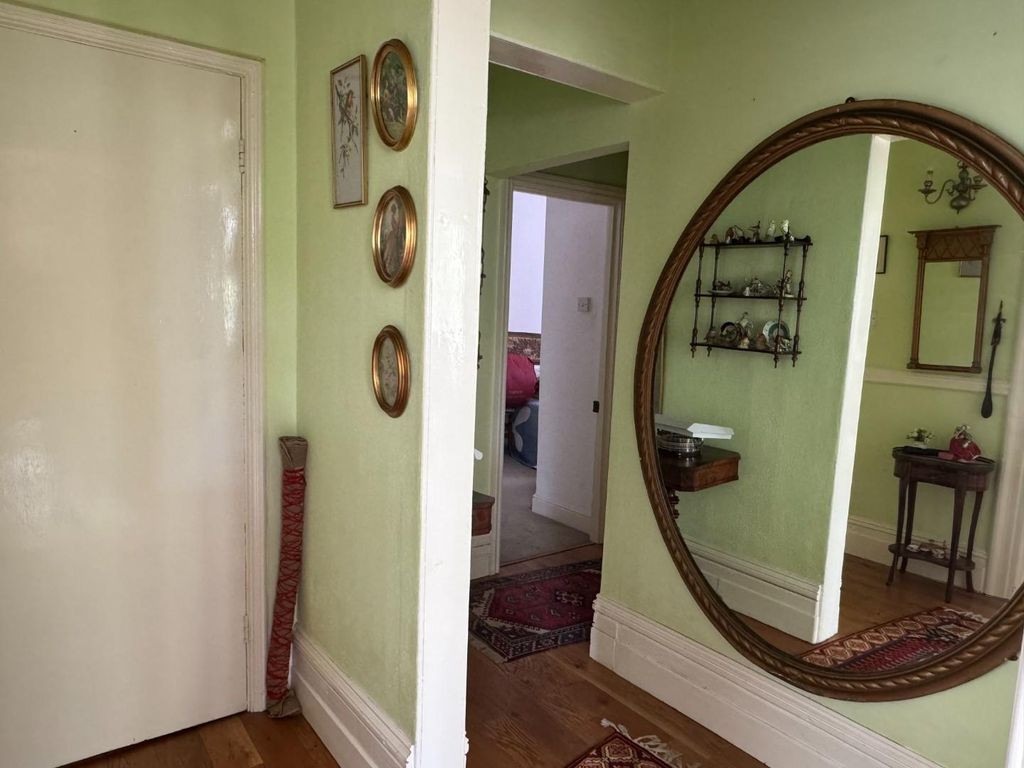 Additional image 16 of 2 bed flat for saleVictoria Road, Penarth CF64