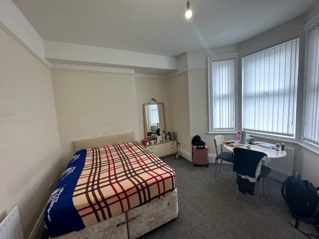 Property photo 3 of 6 Gallery