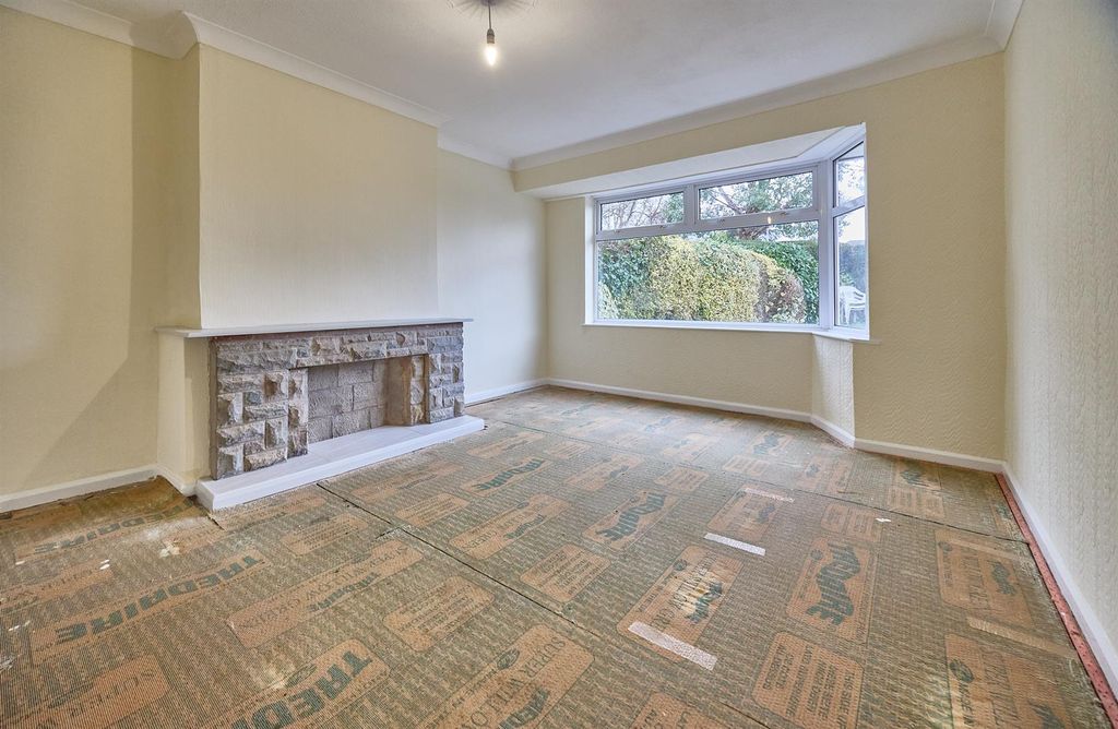 Property photo 2 of 12 Rear Lounge