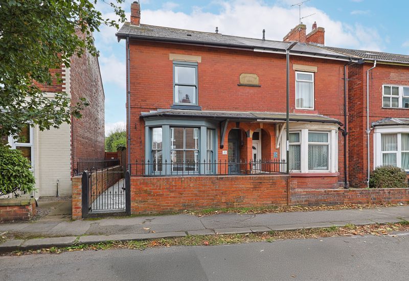 Property photo 1 of 25 Front.