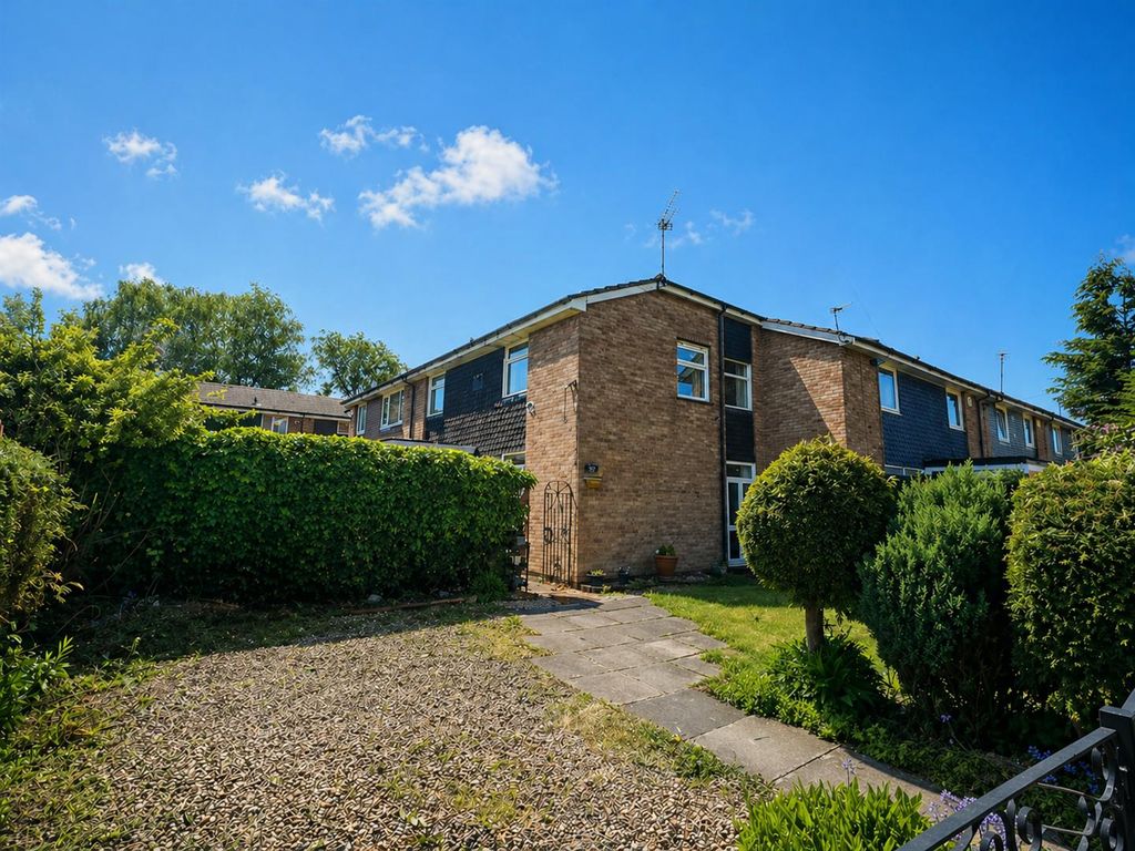 Property photo 1 of 19 Front Exterior