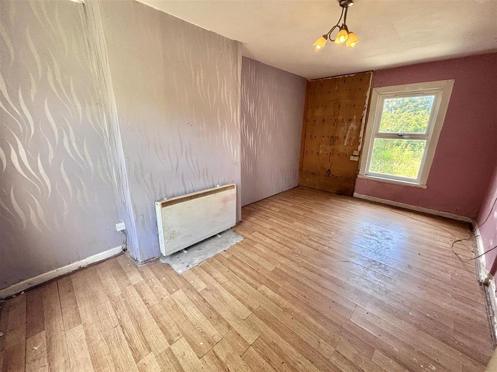 Property photo 3 of 14 Img_2455.Jpg