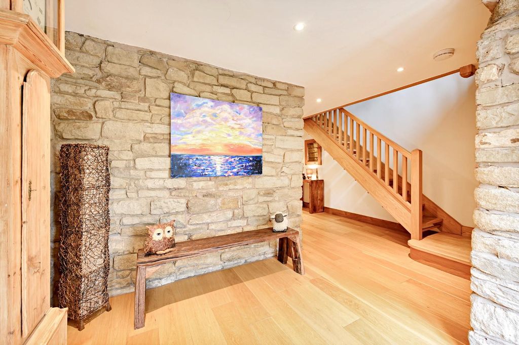 Additional image 26 of 4 bed detached house for saleHigher Whittlestone Head Farm, Whittlestone Head, Darwen BB3