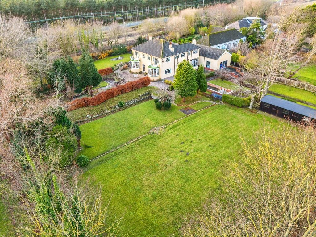 Property photo 2 of 31 Picture No. 01