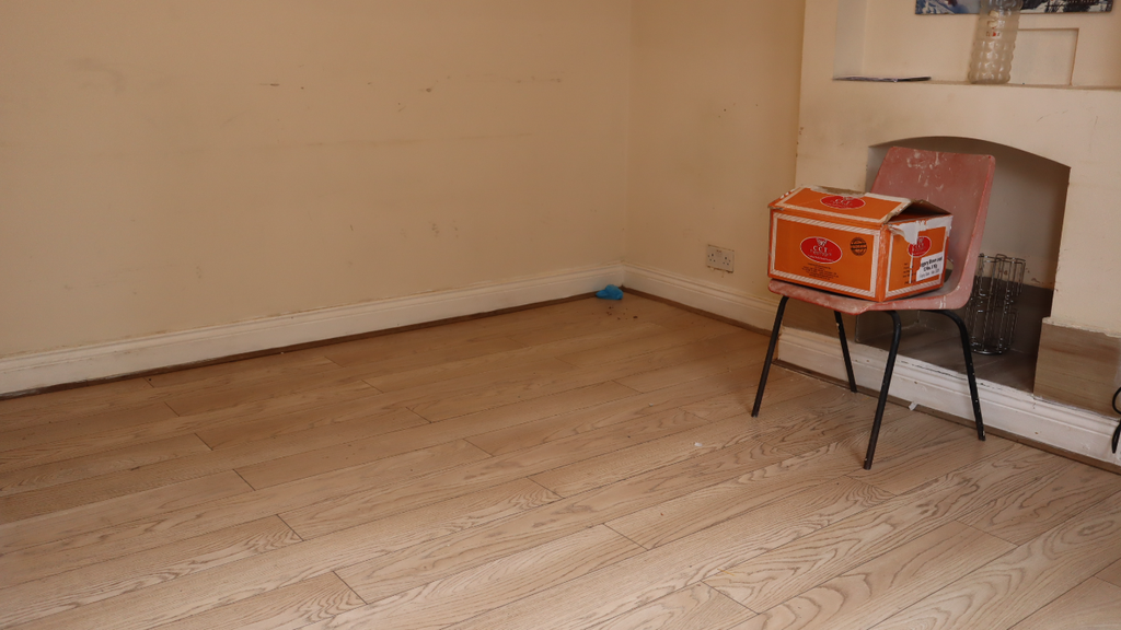 Property photo 3 of 32