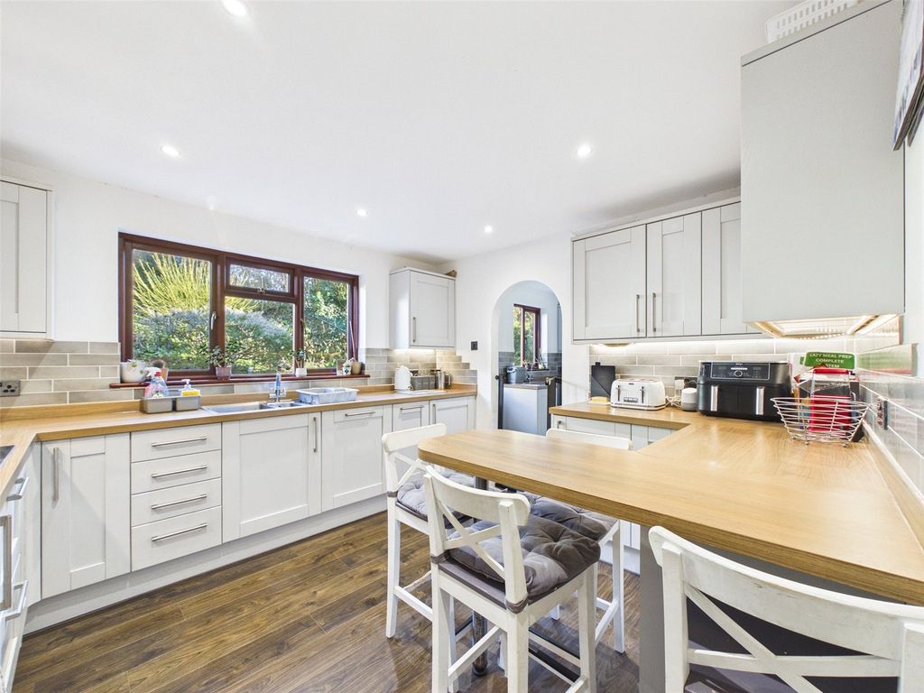 Property photo 3 of 28 Picture No. 07