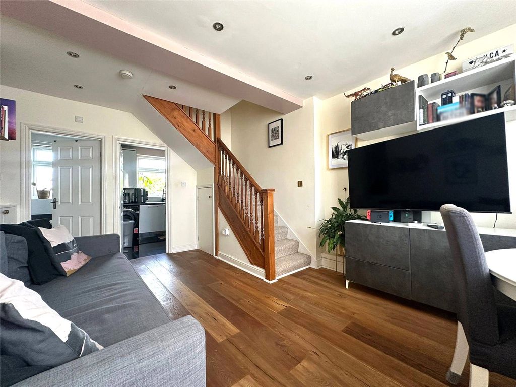 Property photo 1 of 12 Picture No. 23