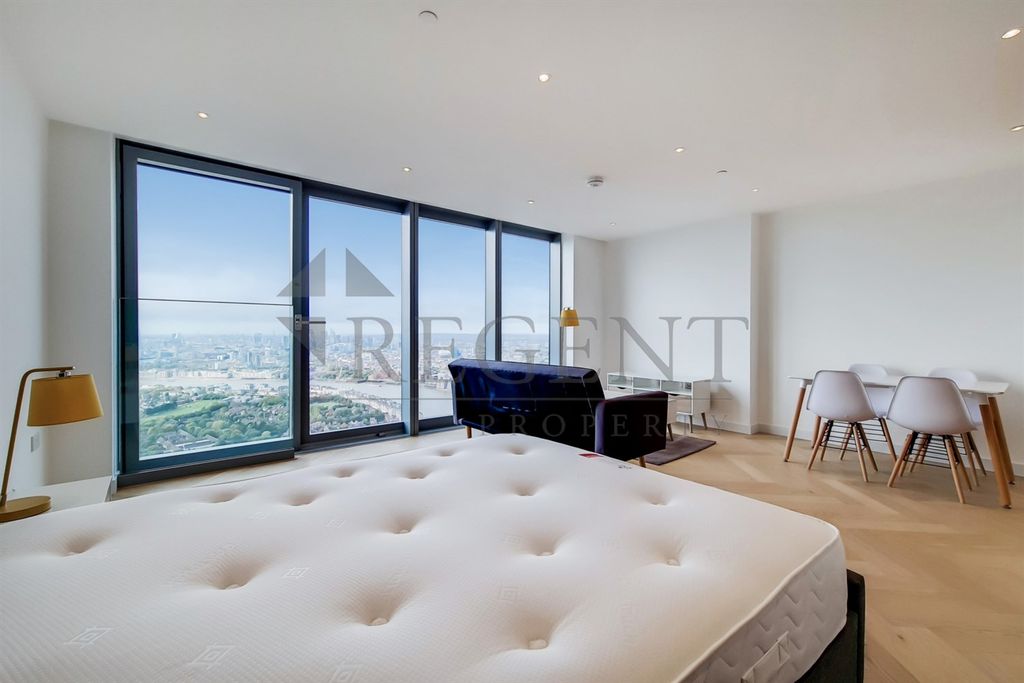 Property photo 2 of 9 Reception