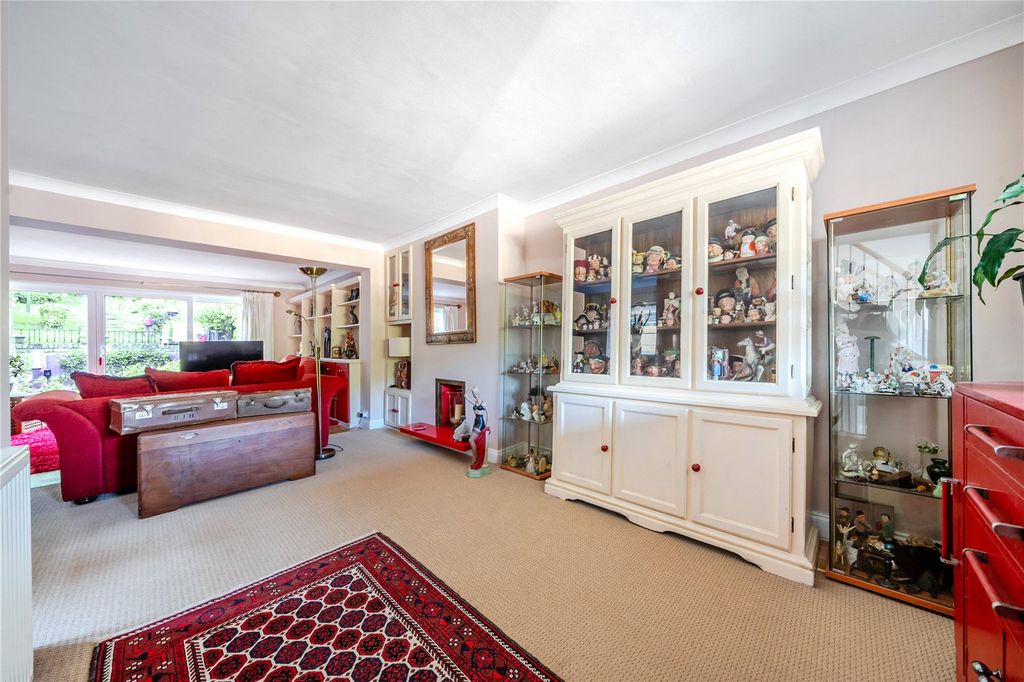 Property photo 3 of 18 Picture 3