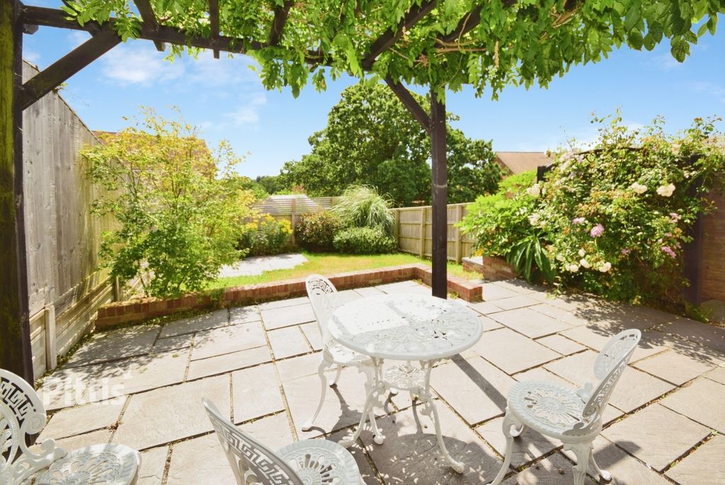 Property photo 2 of 16 Patio To Garden