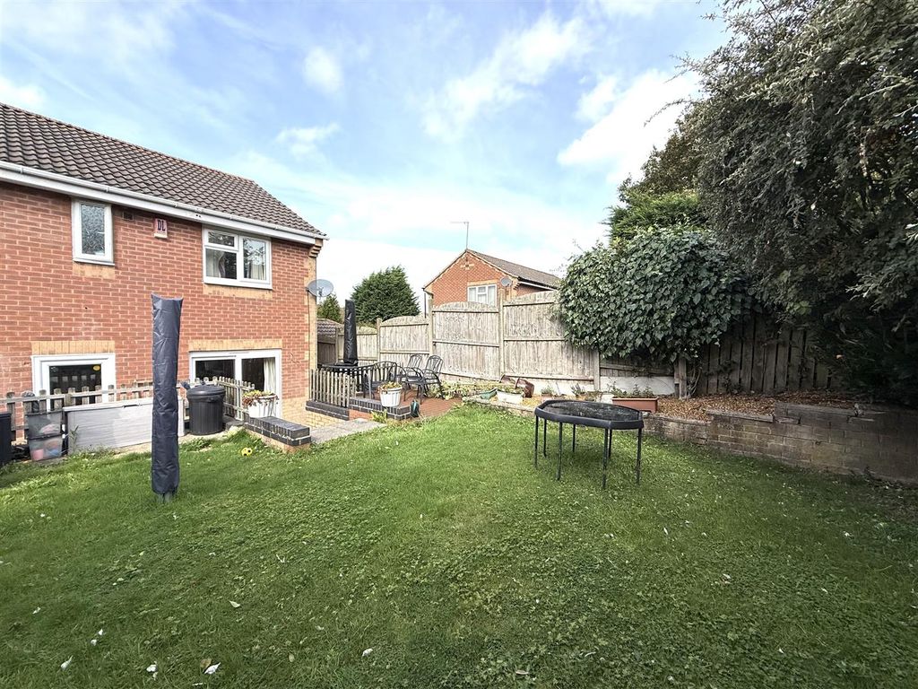 Property photo 2 of 17 Yardley 2.Jpg