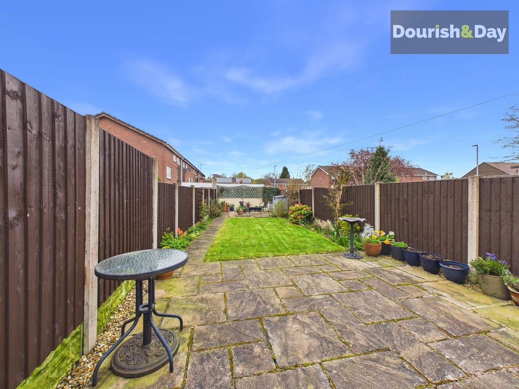 Property photo 2 of 20