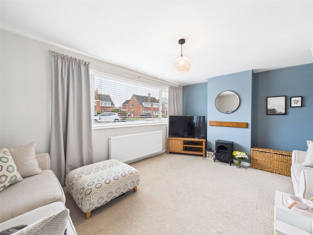 Property photo 2 of 18 Picture No. 01