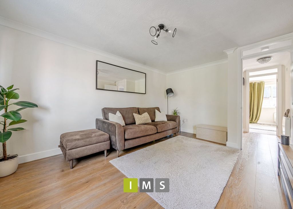 Property photo 3 of 15