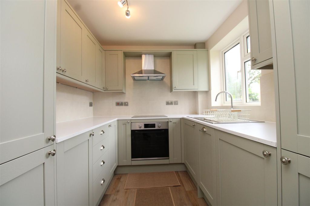 Property photo 2 of 12 Img_4468.Jpg