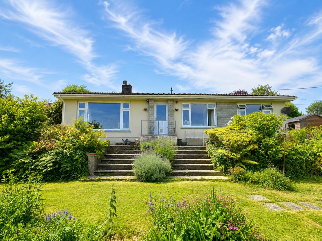 Property photo 1 of 18 Outside Fresh Pics (6)