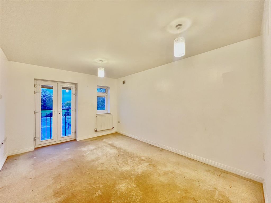 Property photo 3 of 7 Reception Room