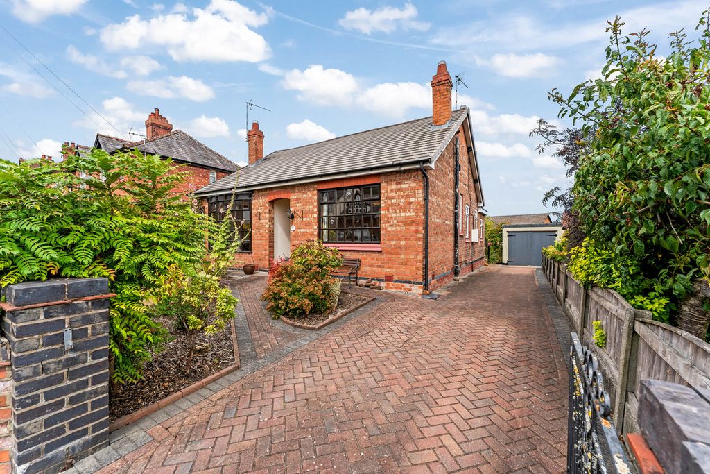 Property photo 1 of 36