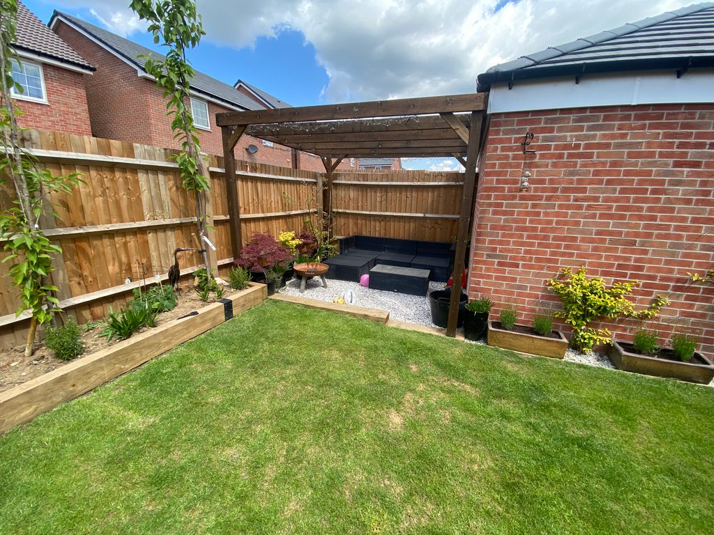 Property photo 2 of 19