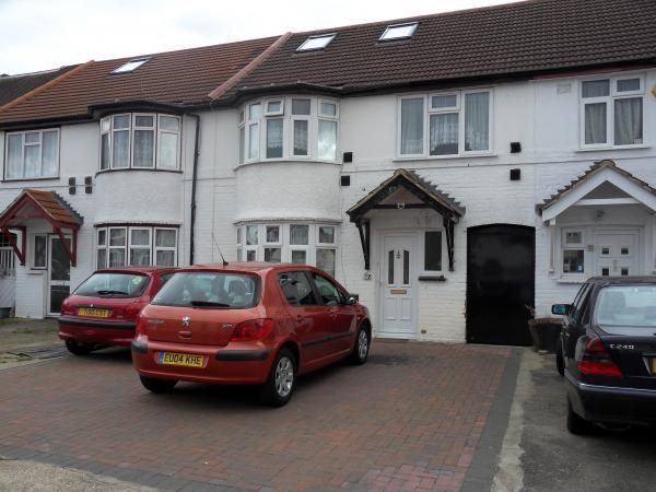 Property photo 1 of 8 53 Ash Grove