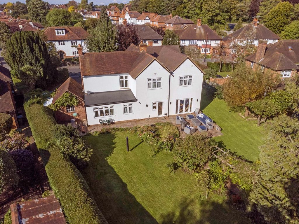 Property photo 2 of 30