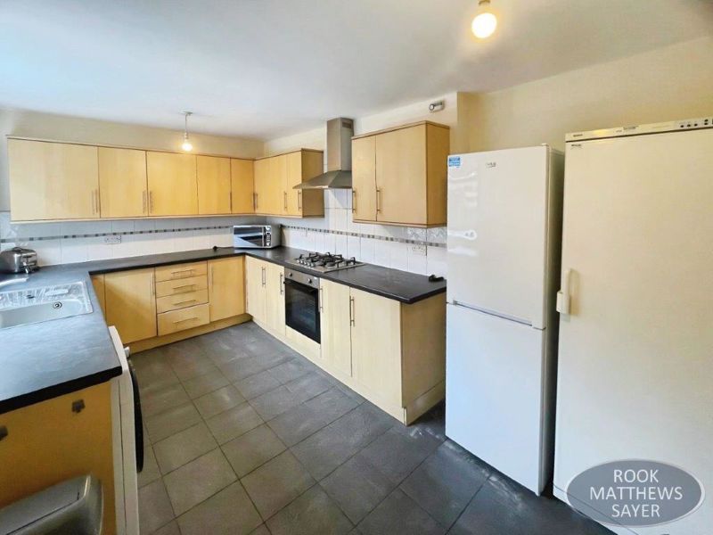 Property photo 3 of 16 Photo 12