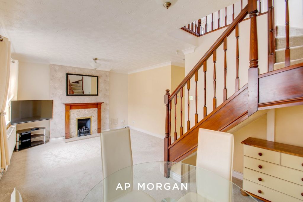 Property photo 3 of 17 Picture No. 05