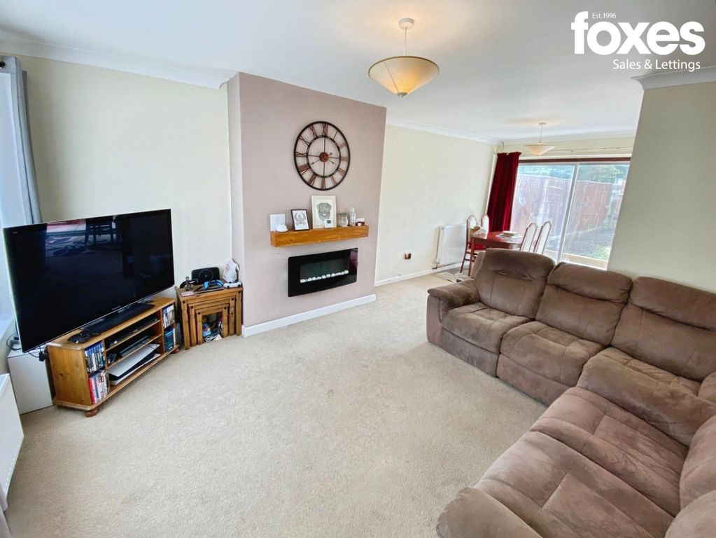 Property photo 2 of 10 4476212