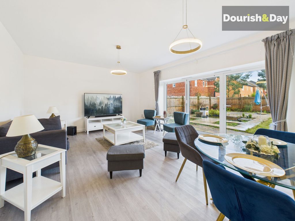 Property photo 3 of 35