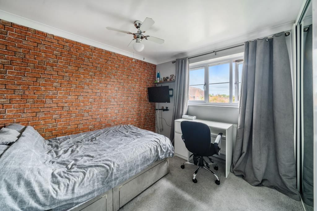 Property photo 3 of 11 Bedroom