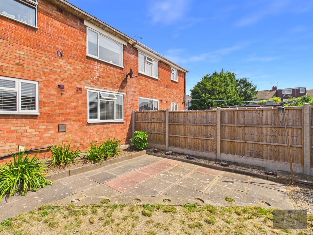 Property photo 1 of 17 Cam05192G0-Pr0332-Still012