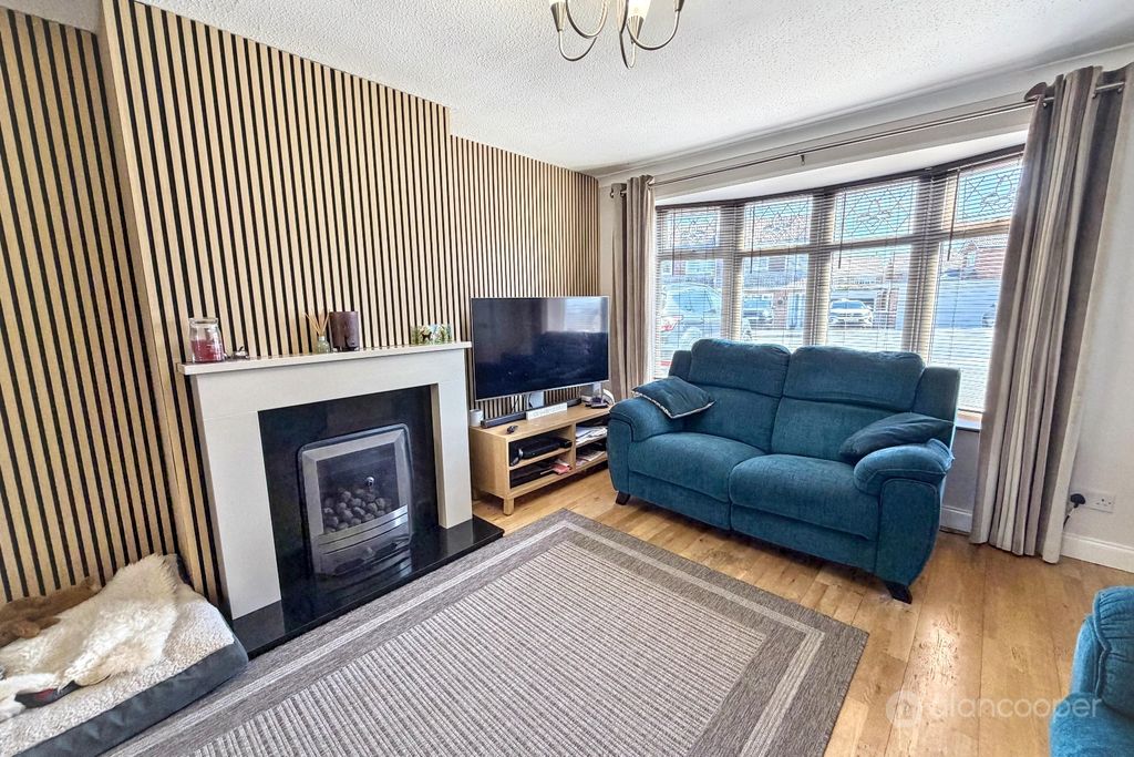 Property photo 3 of 22 5421206
