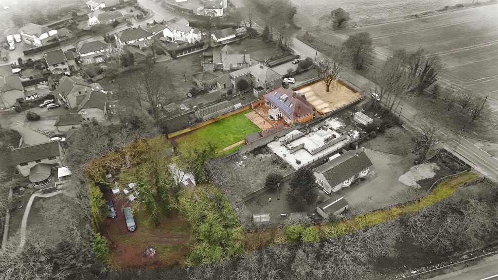 Property photo 2 of 22