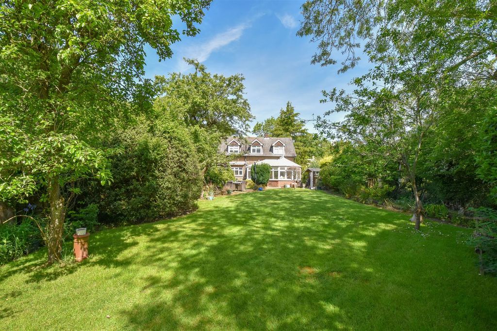 Additional image 27 of 3 bed detached house for saleFrog Street, Kelvedon Hatch, Brentwood CM15