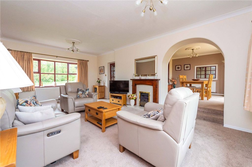 Property photo 3 of 46 Picture No. 29