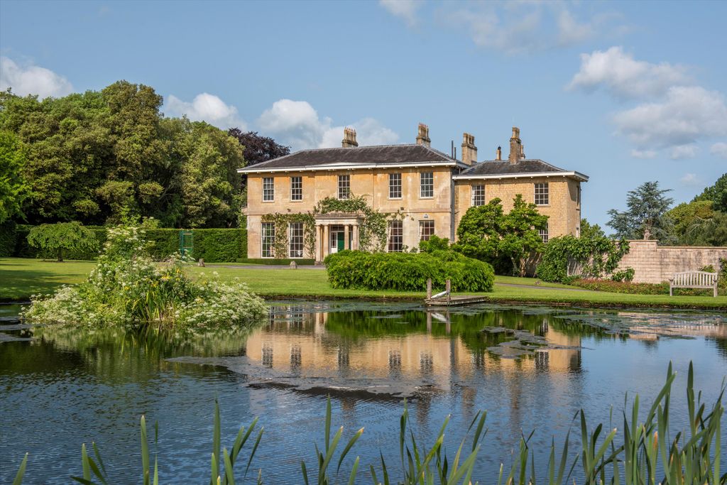 Property photo 1 of 21 Image