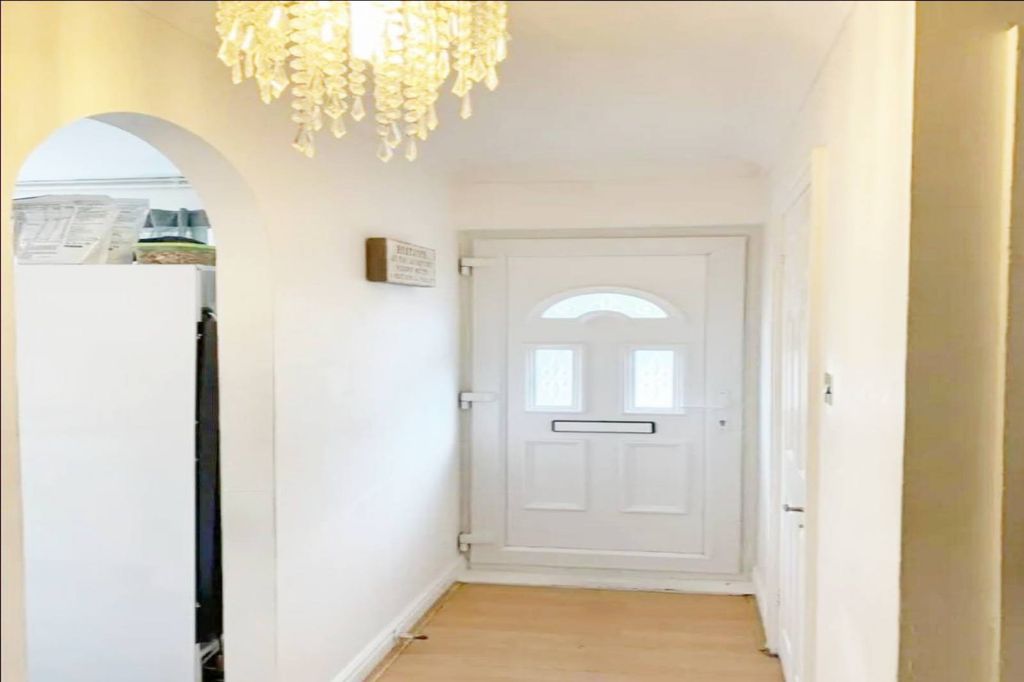Property photo 3 of 15 Gallery