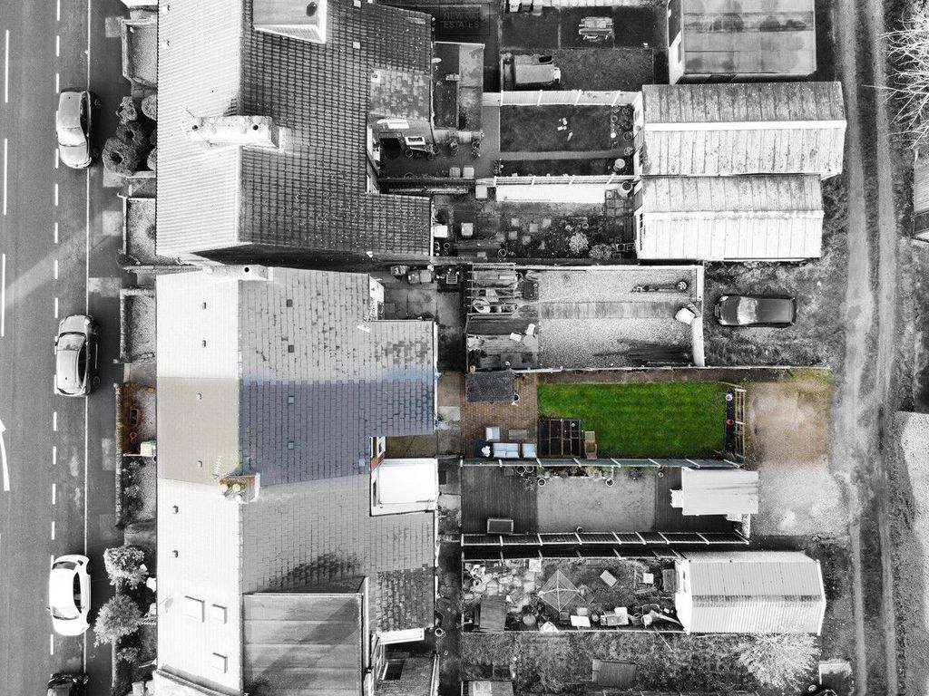 Property photo 3 of 23