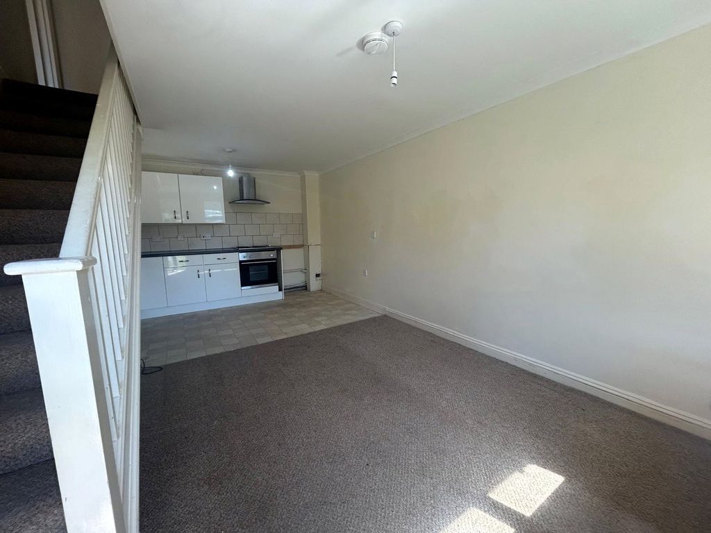 Property photo 3 of 10 Picture No. 04