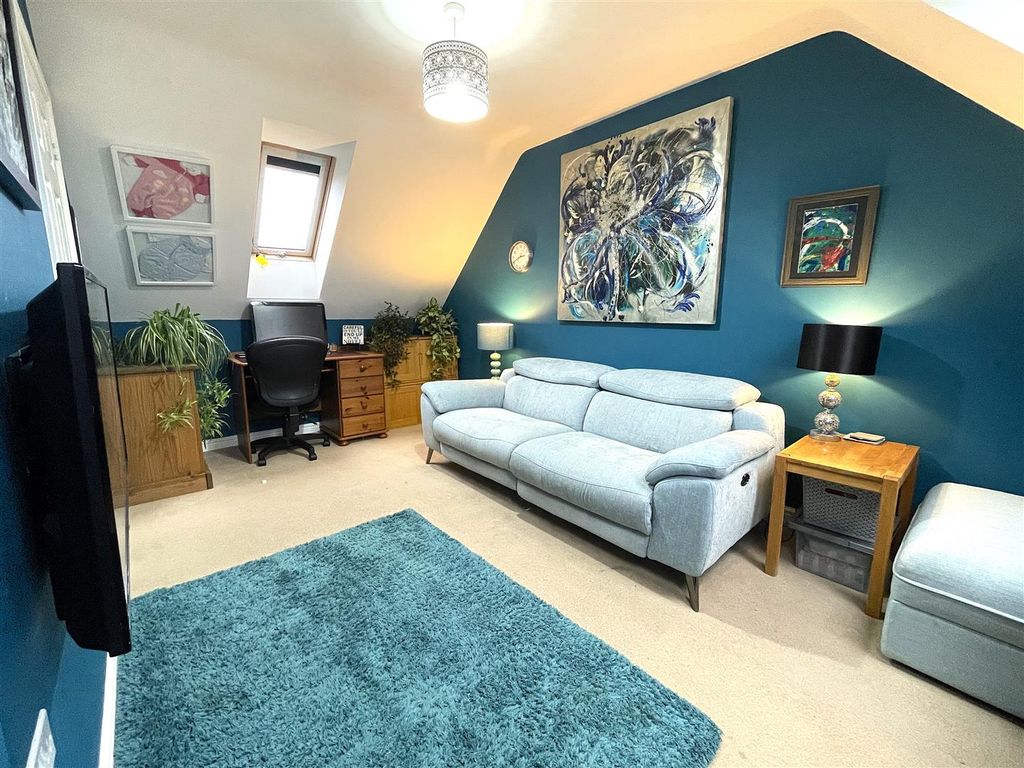 Property photo 3 of 24 Bedroom Two