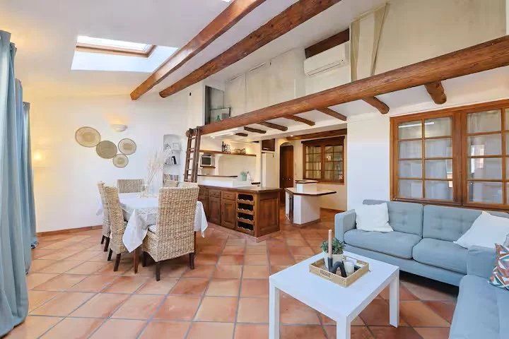 Property photo 1 of 34