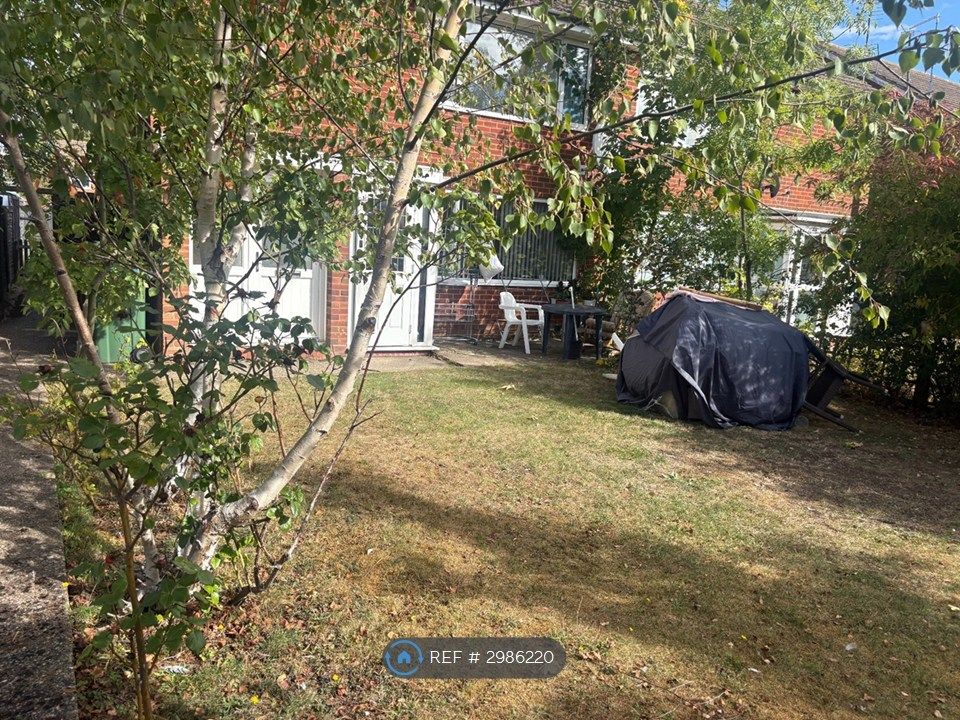 Property photo 3 of 11