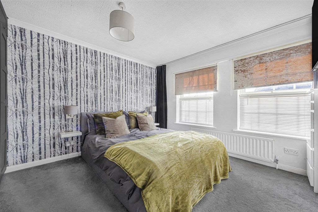 Additional image 15 of 4 bed detached house for saleBalmoral, Cranbrook Estate, Maidenhead SL6