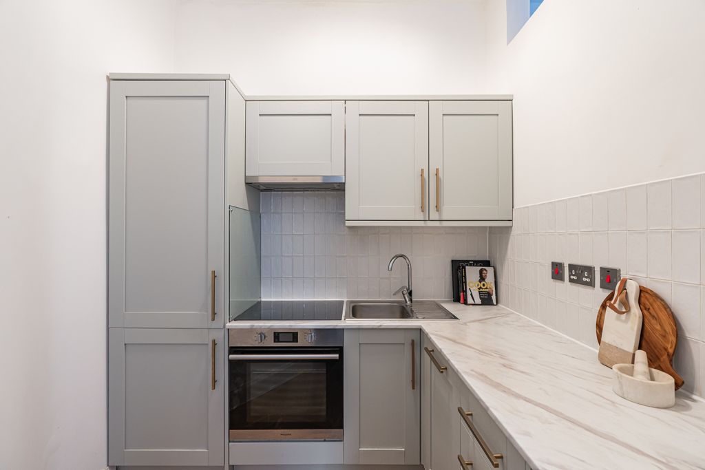 Property photo 3 of 16 Property Image 3