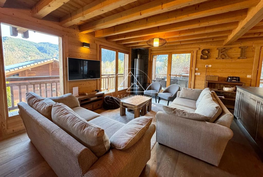 Property photo 2 of 25