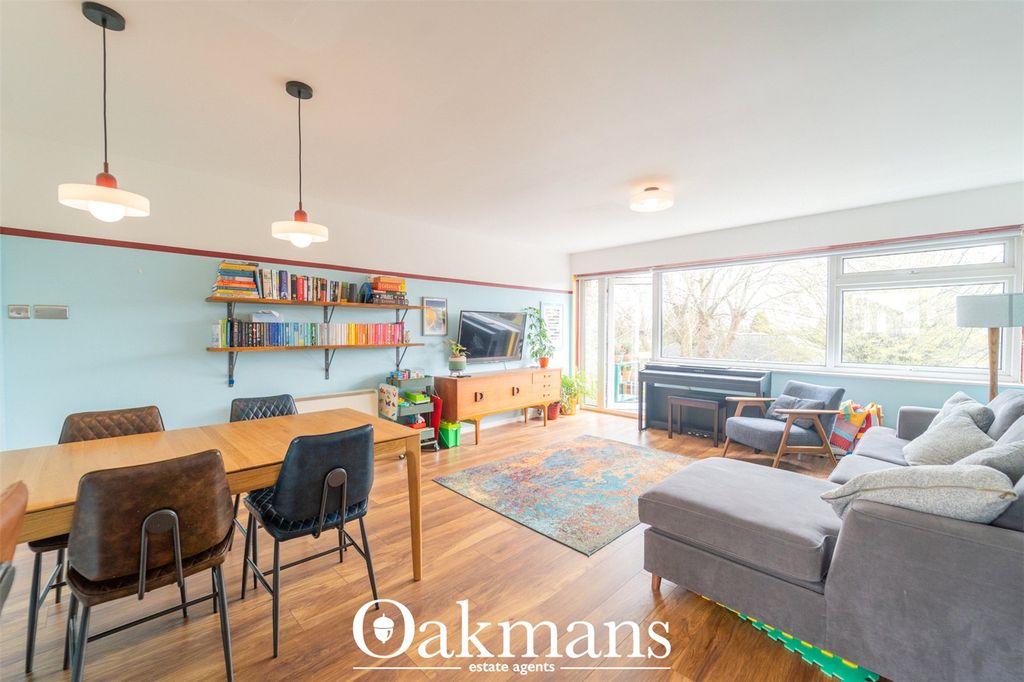 Property photo 2 of 31 Picture No. 18