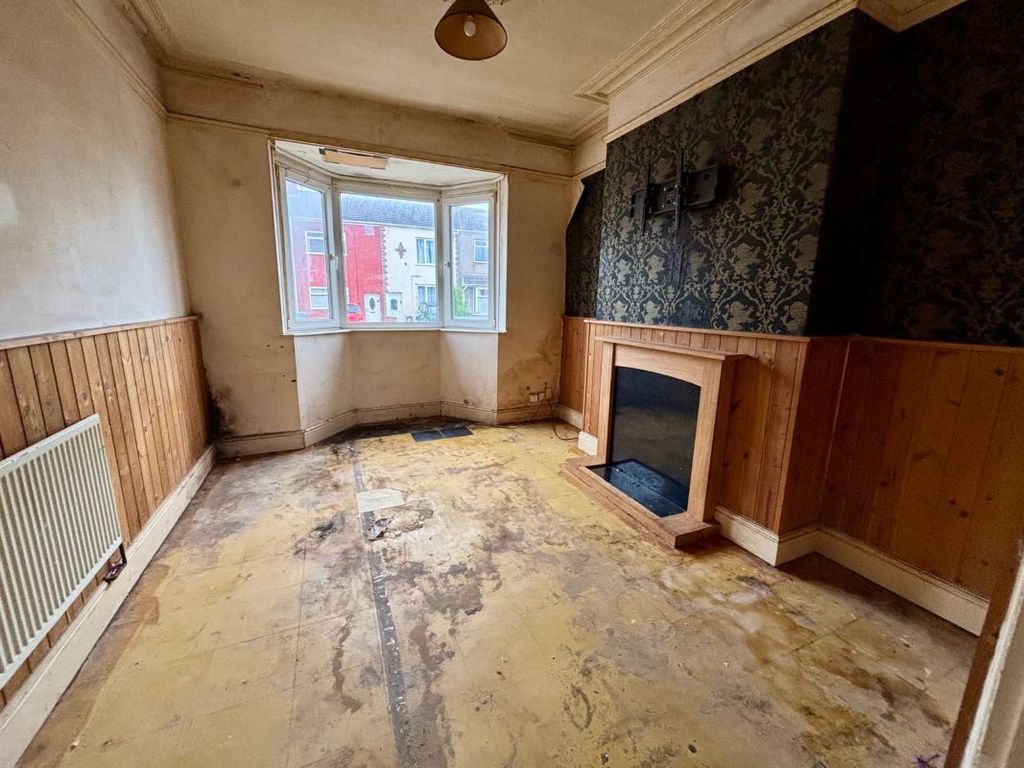 Property photo 3 of 10 Image 3