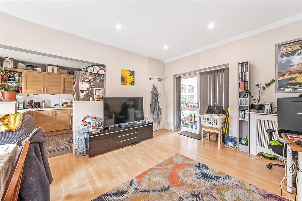 Property photo 3 of 15 Reception Room