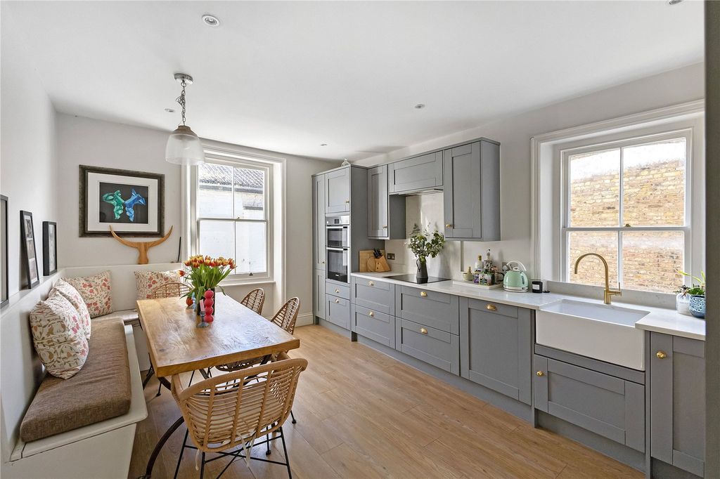 Property photo 2 of 14 Kitchen/Dining Room